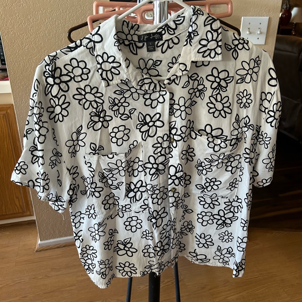 J for Justifying Black and White Boxy Button Down Shirt